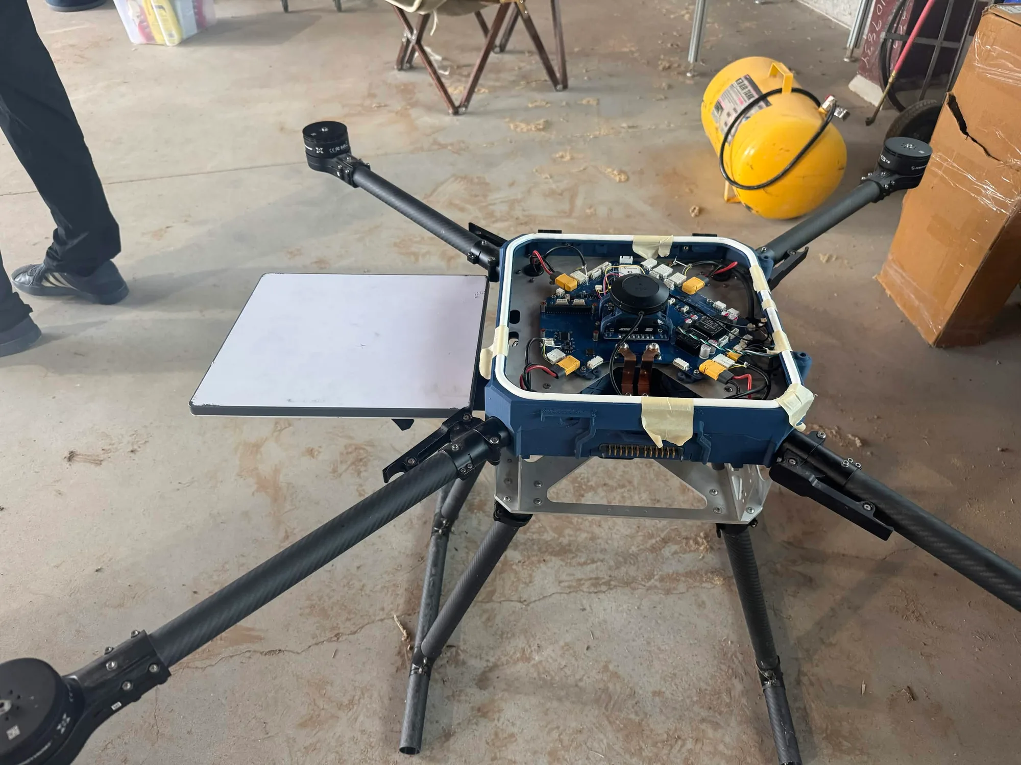 Quad with the Starlink dish fitted beside the avionics bay